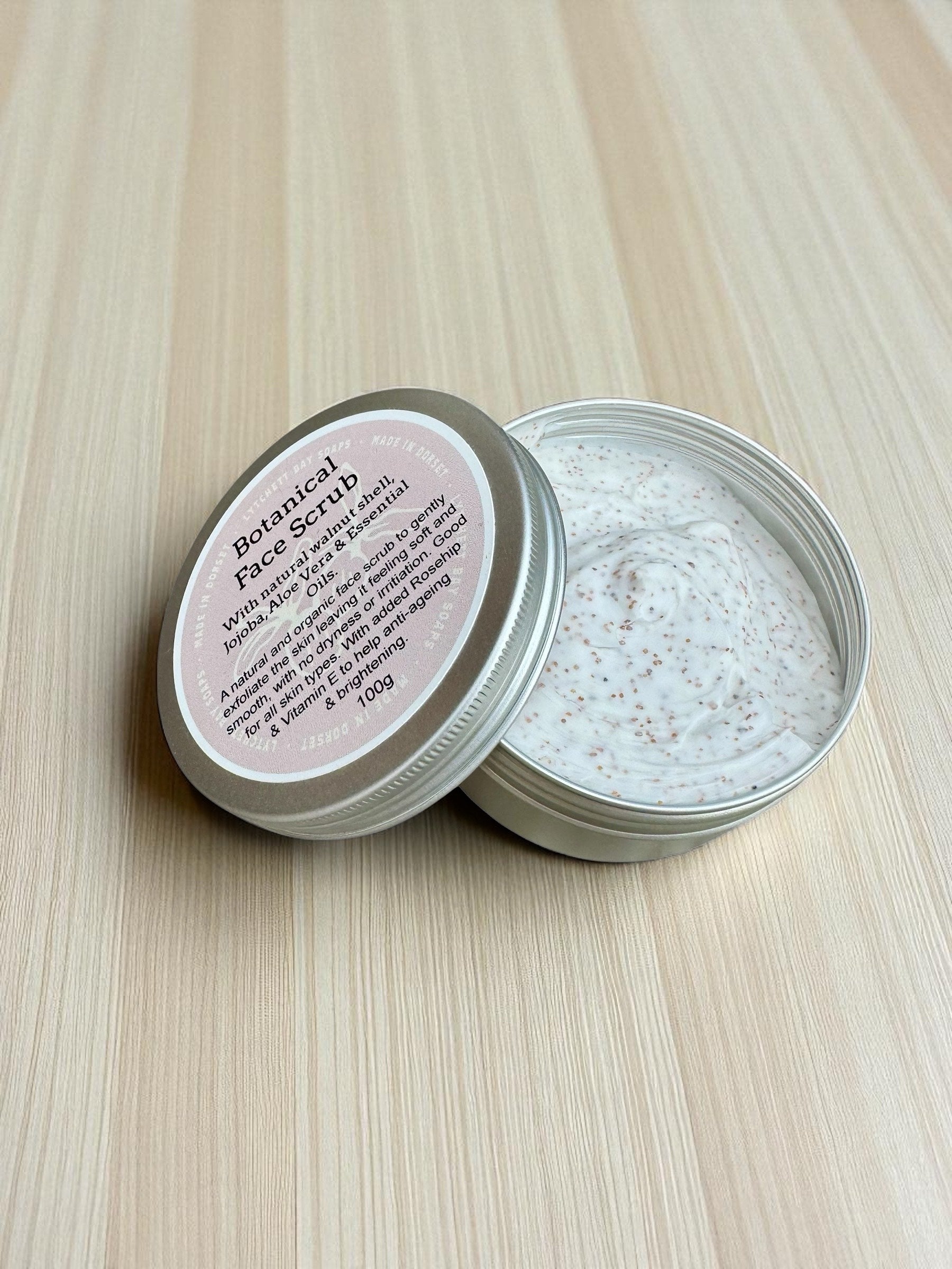 Botanical Face Scrub ~ 100g