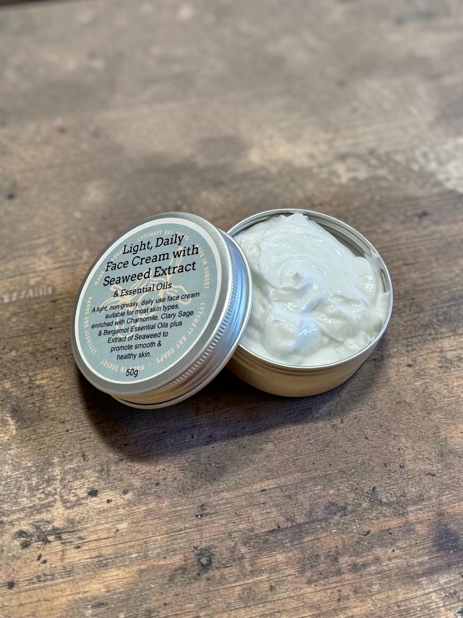 Light, Daily Face Cream with Seaweed Extract